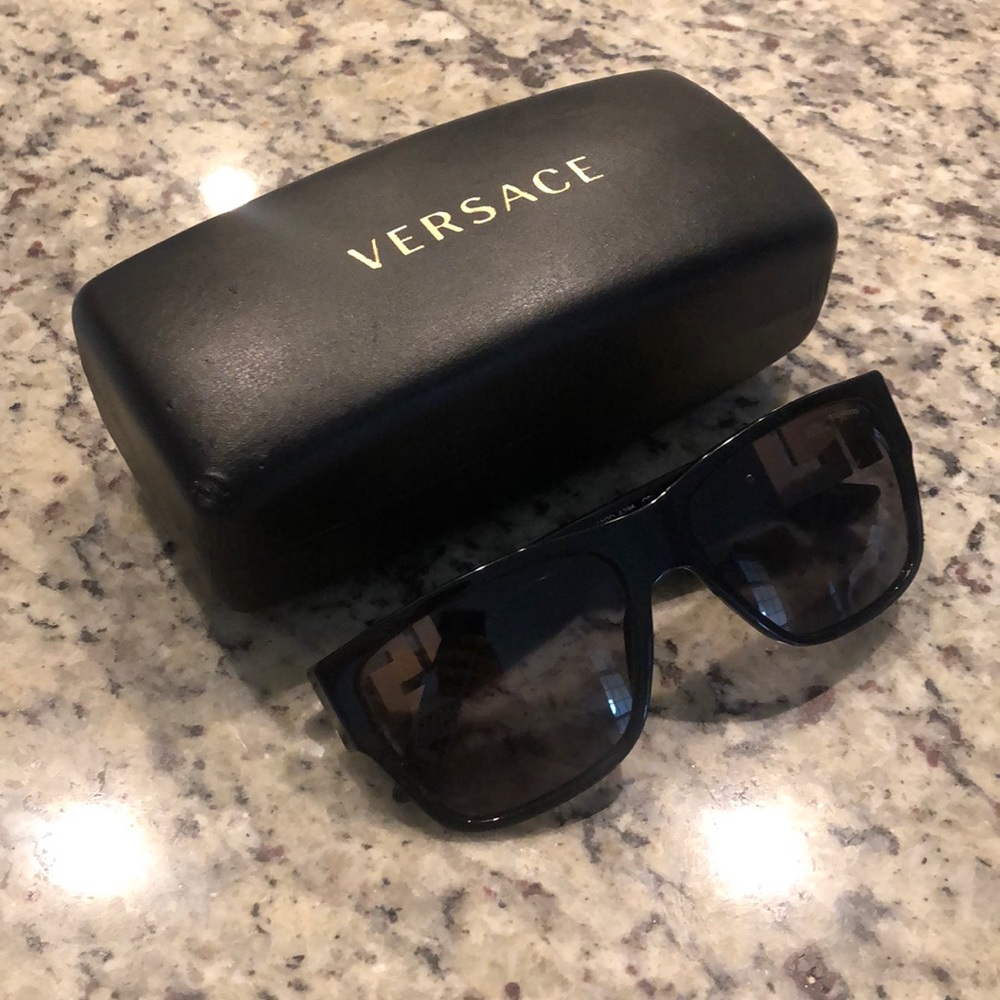 Men’s Versace Polarized Sunglasses